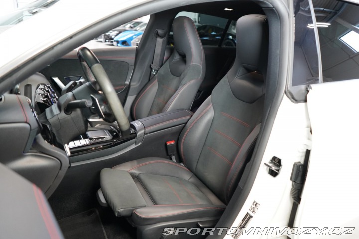 Mercedes-Benz CLA 45S*AMG*SB*PANO*TAŽNÉ*BUR 2023