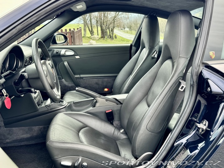 Porsche 911 Carrera 2005