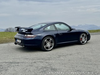 Porsche 911 Carrera 2005