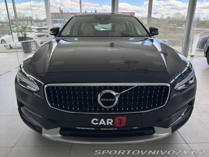 Volvo V90 CC*D5 173kW*AWD*KeyLess*T 2018