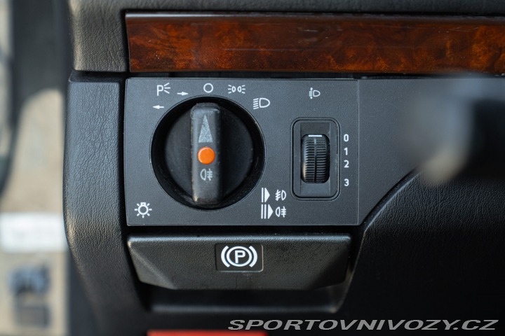 Mercedes-Benz E TE 200 16V SPORTLINE 1992