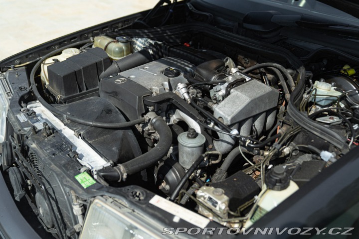 Mercedes-Benz E TE 200 16V SPORTLINE 1992