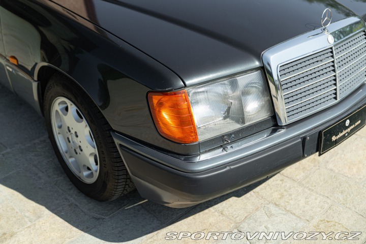 Mercedes-Benz E TE 200 16V SPORTLINE 1992