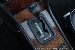 Mercedes-Benz E TE 200 16V SPORTLINE 1992