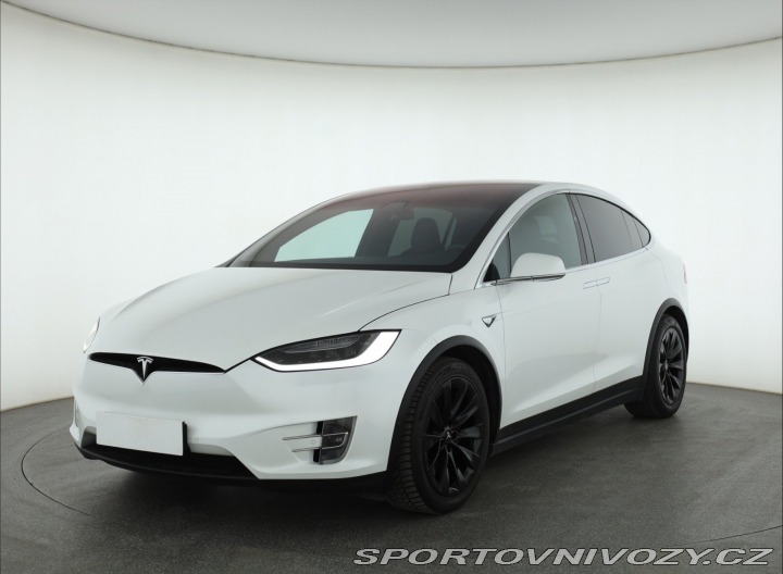 Tesla Model X 75D 2018