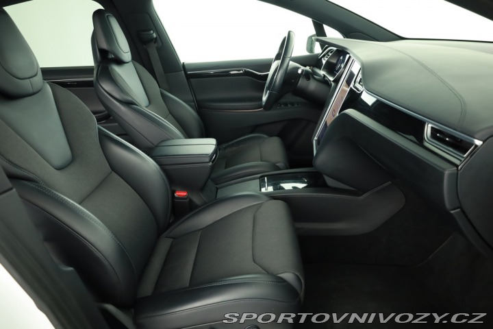 Tesla Model X 75D 2018