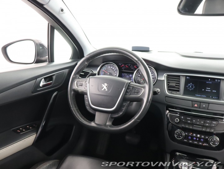 Peugeot 508 HYbrid4 RXH 2012