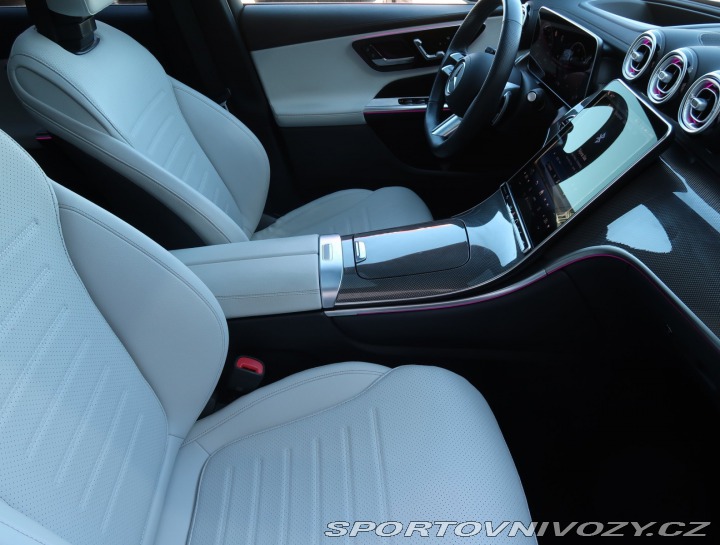 Mercedes-Benz Ostatní modely GLC Coupe AMG line 220 d 4MATIC 2025