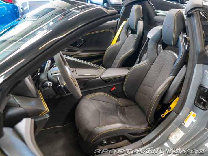 Chevrolet Corvette 6.2 Stingray C8 3LT Z51 2024