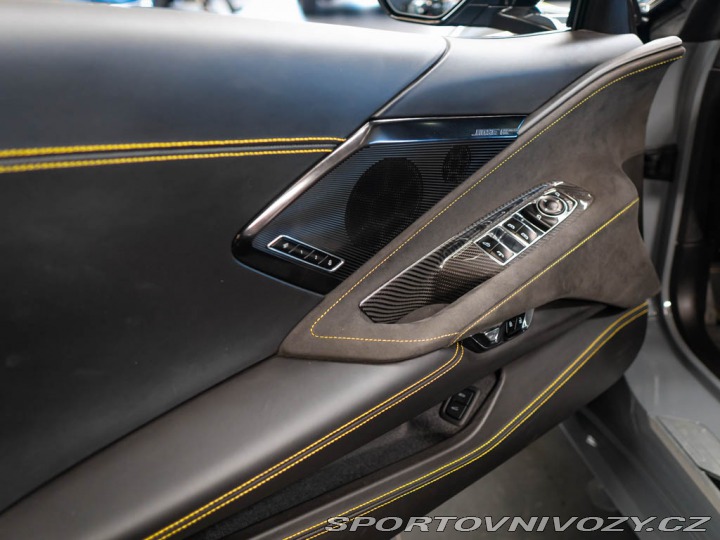 Chevrolet Corvette 6.2 Stingray C8 3LT Z51 2024