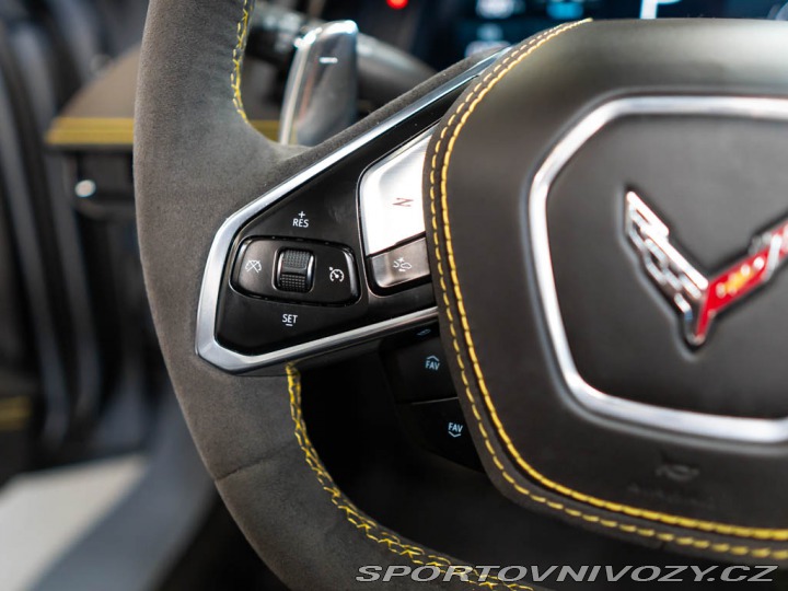 Chevrolet Corvette 6.2 Stingray C8 3LT Z51 2024