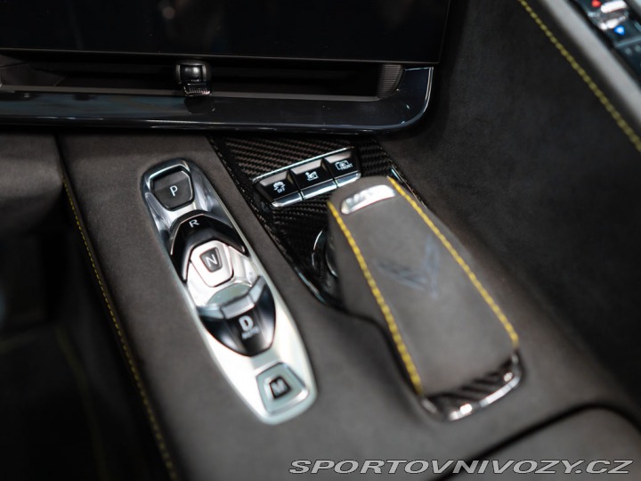 Chevrolet Corvette 6.2 Stingray C8 3LT Z51 2024