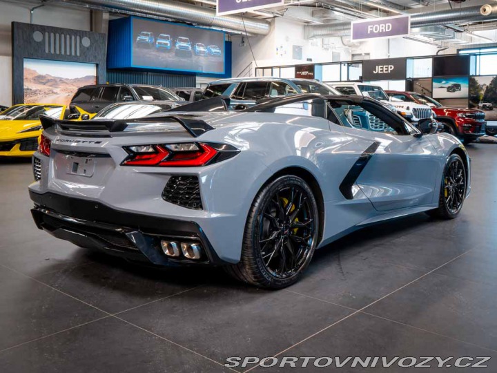 Chevrolet Corvette 6.2 Stingray C8 3LT Z51 2024