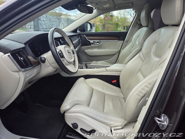 Volvo V90 najeto 122tis KM, plná vý 2022