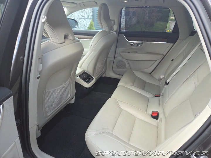 Volvo V90 najeto 122tis KM, plná vý 2022