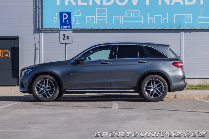 Mercedes-Benz Ostatní modely GLC SUV SUV  250d 4M / AMG-Line / 2017