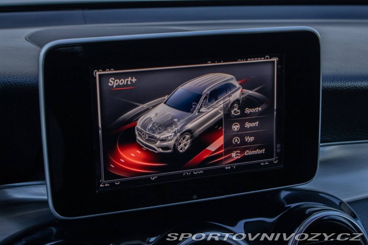 Mercedes-Benz Ostatní modely GLC SUV SUV  250d 4M / AMG-Line / 2017