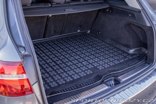 Mercedes-Benz Ostatní modely GLC SUV SUV  250d 4M / AMG-Line / 2017