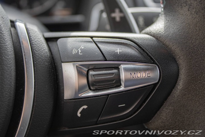 BMW 1 M140i xdrive 2016