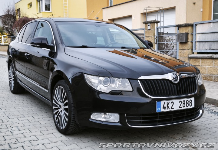Škoda Superb 3.6 FSI V6 - Pražský hrad 2008