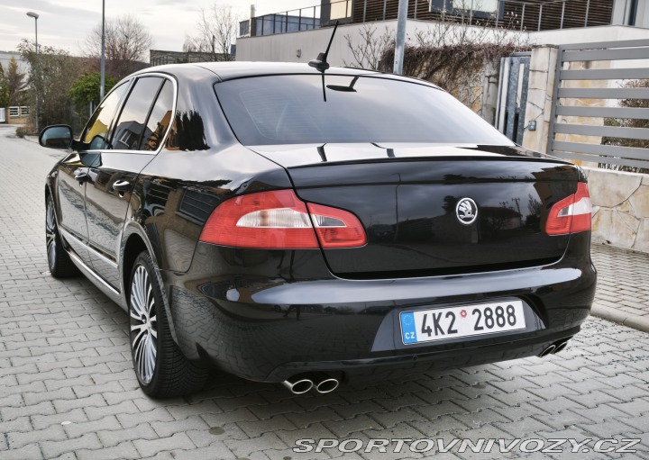 Škoda Superb 3.6 FSI V6 - Pražský hrad 2008