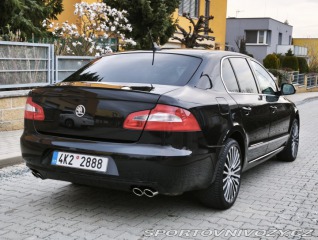 Škoda Superb 3.6 FSI V6 - Pražský hrad 2008