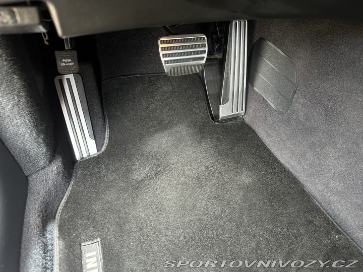 Infiniti Ostatní modely M37/Q70 2011