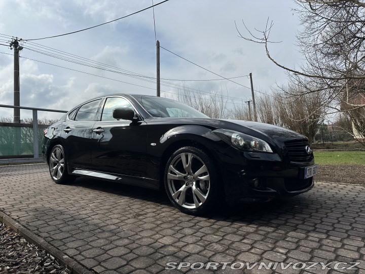 Infiniti Ostatní modely M37/Q70 2011