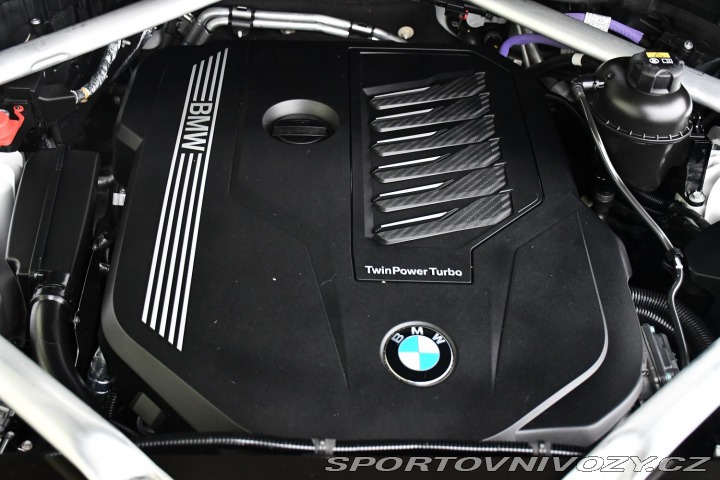BMW X5 xDrive40i M-SPORT TAŽNÉ 7 2021