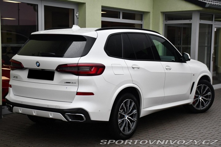 BMW X5 xDrive40i M-SPORT TAŽNÉ 7 2021