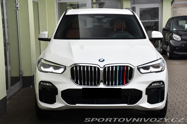BMW X5 xDrive40i M-SPORT TAŽNÉ 7 2021