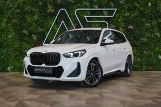 BMW iX1 XDRIVE*30*M*LED*HUD*TAŽNÉ