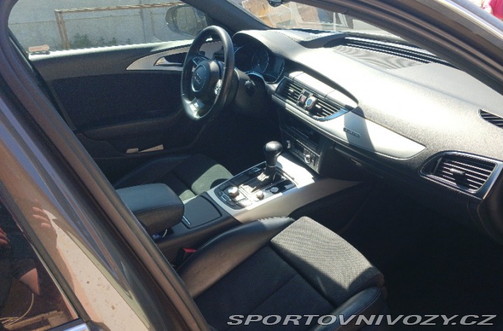 Audi A6 limuzína 2012