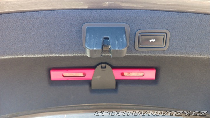 Audi A6 limuzína 2012