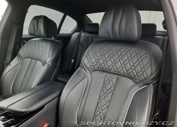 BMW 5 540xD M-Sport|2x sada kol 2021