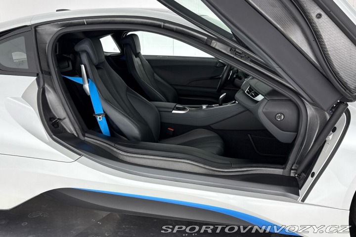 BMW i8 Coupé 2015