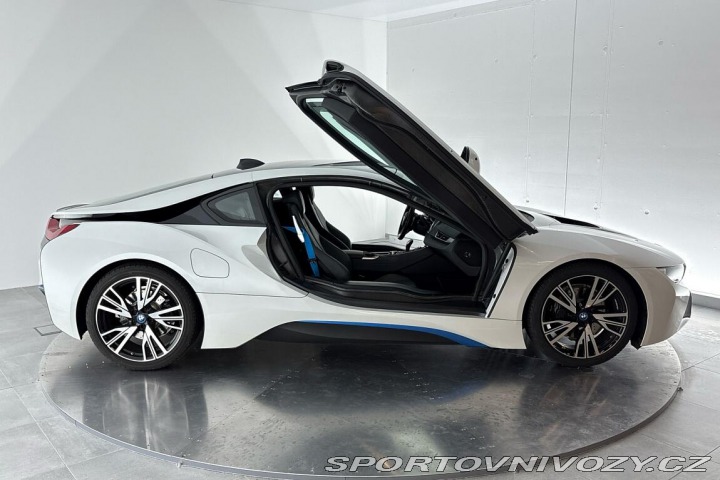 BMW i8 Coupé 2015