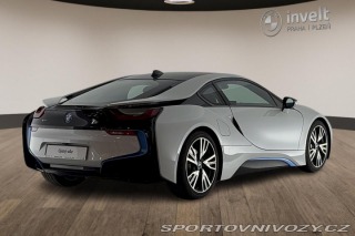 BMW i8 Coupé 2015