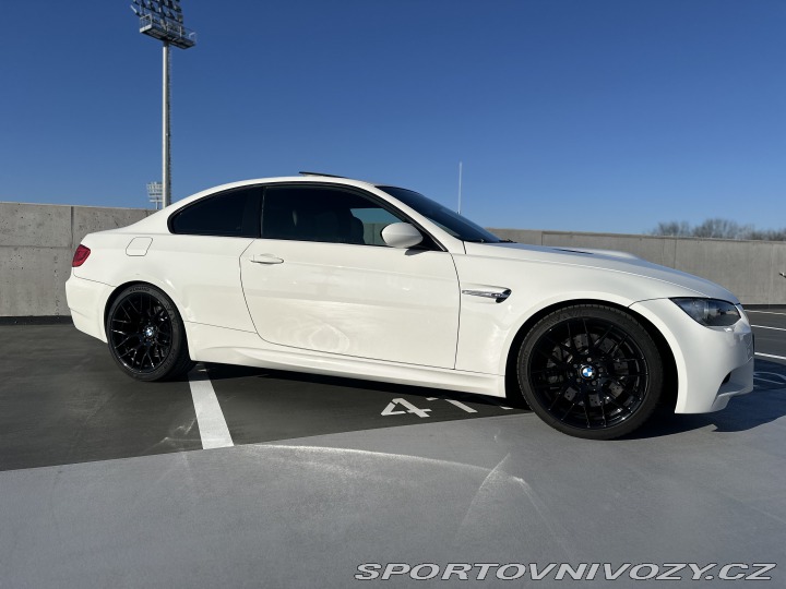 BMW M3  2008