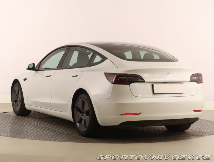 Tesla Model 3 Std Range Plus LFP 2021