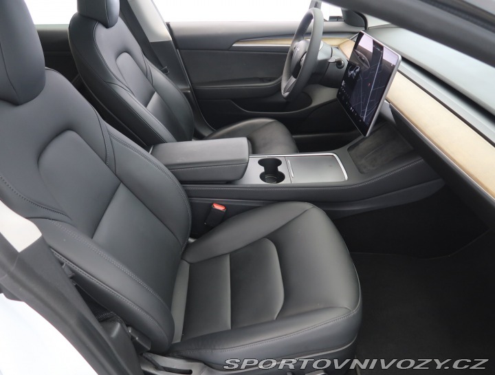 Tesla Model 3 Std Range Plus LFP 2021