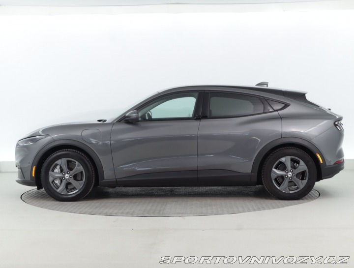 Ford Mustang Mach-E  Standard Range RW 2021
