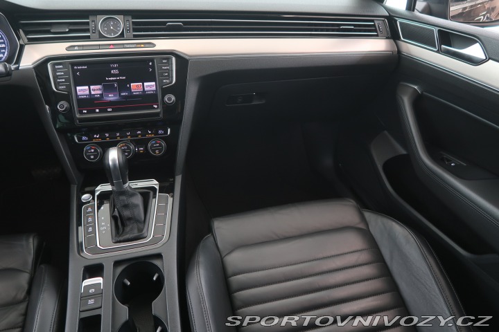 Volkswagen Ostatní modely Passat Highline 2.0 BiTDI 2014