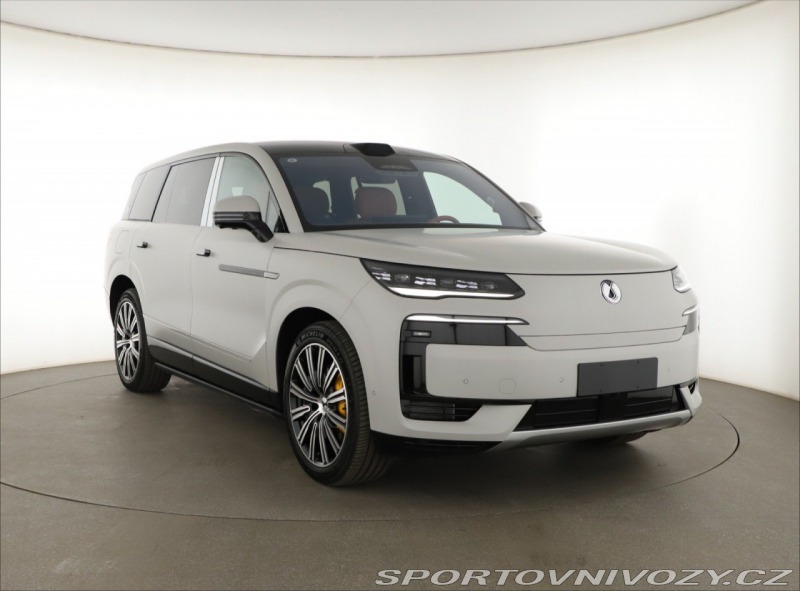 Ostatní značky Ostatní modely Denza N9 2.0T PHEV