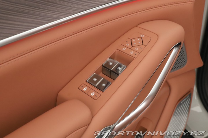 Ostatní značky Ostatní modely Denza N9  2.0T PHEV 2026