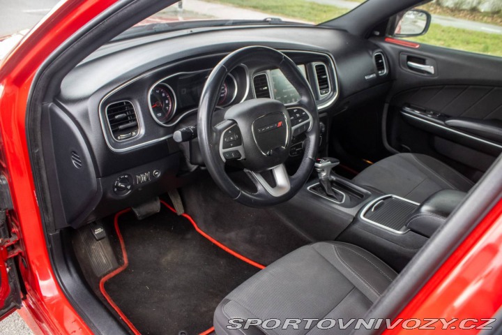 Dodge Charger 3.6 SXT / 218kW / ZÁRUKA 2016