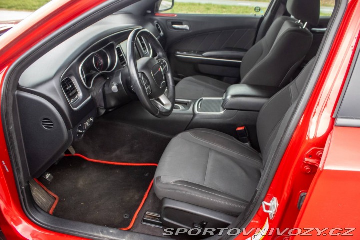Dodge Charger 3.6 SXT / 218kW / ZÁRUKA 2016
