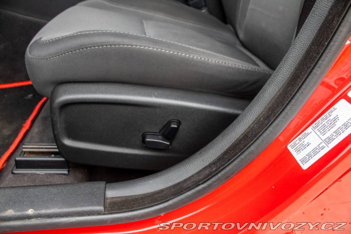 Dodge Charger 3.6 SXT / 218kW / ZÁRUKA 2016