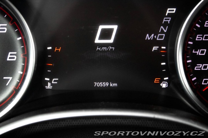 Dodge Charger 3.6 SXT / 218kW / ZÁRUKA 2016