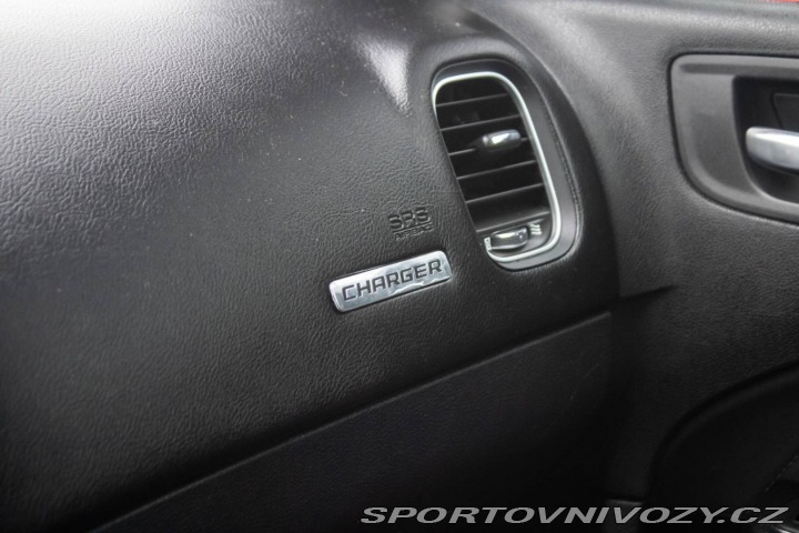 Dodge Charger 3.6 SXT / 218kW / ZÁRUKA 2016